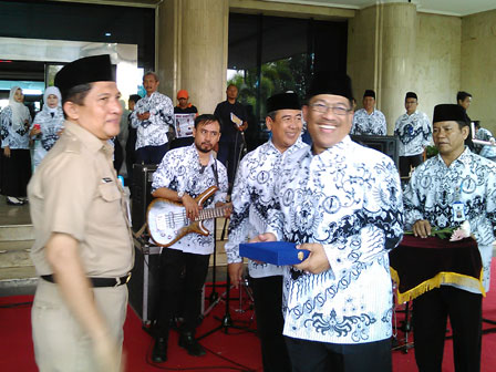 Pencarian PGRI Kota Medan - Persatuan Guru Republik Indonesia Cabang Kota Medan